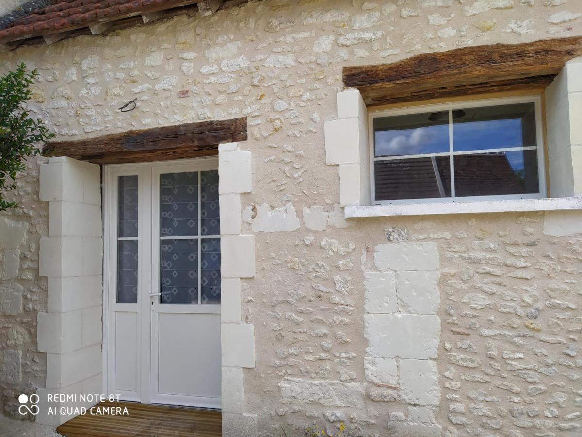 Gîte L'atelier Civray-de-Touraine Extérieur photo